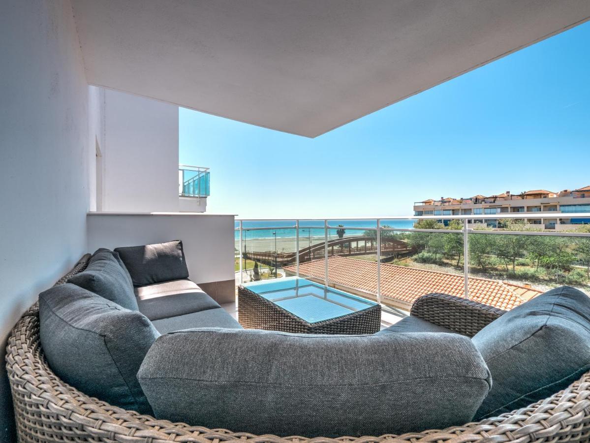 New Beach Front Apartment With Large Balcony Torrox Buitenkant foto
